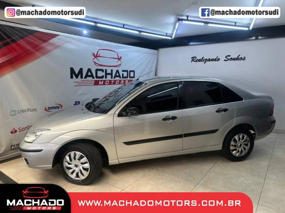 FORD FOCUS 1.6 GL SEDAN 8V FLEX 4P MANUAL